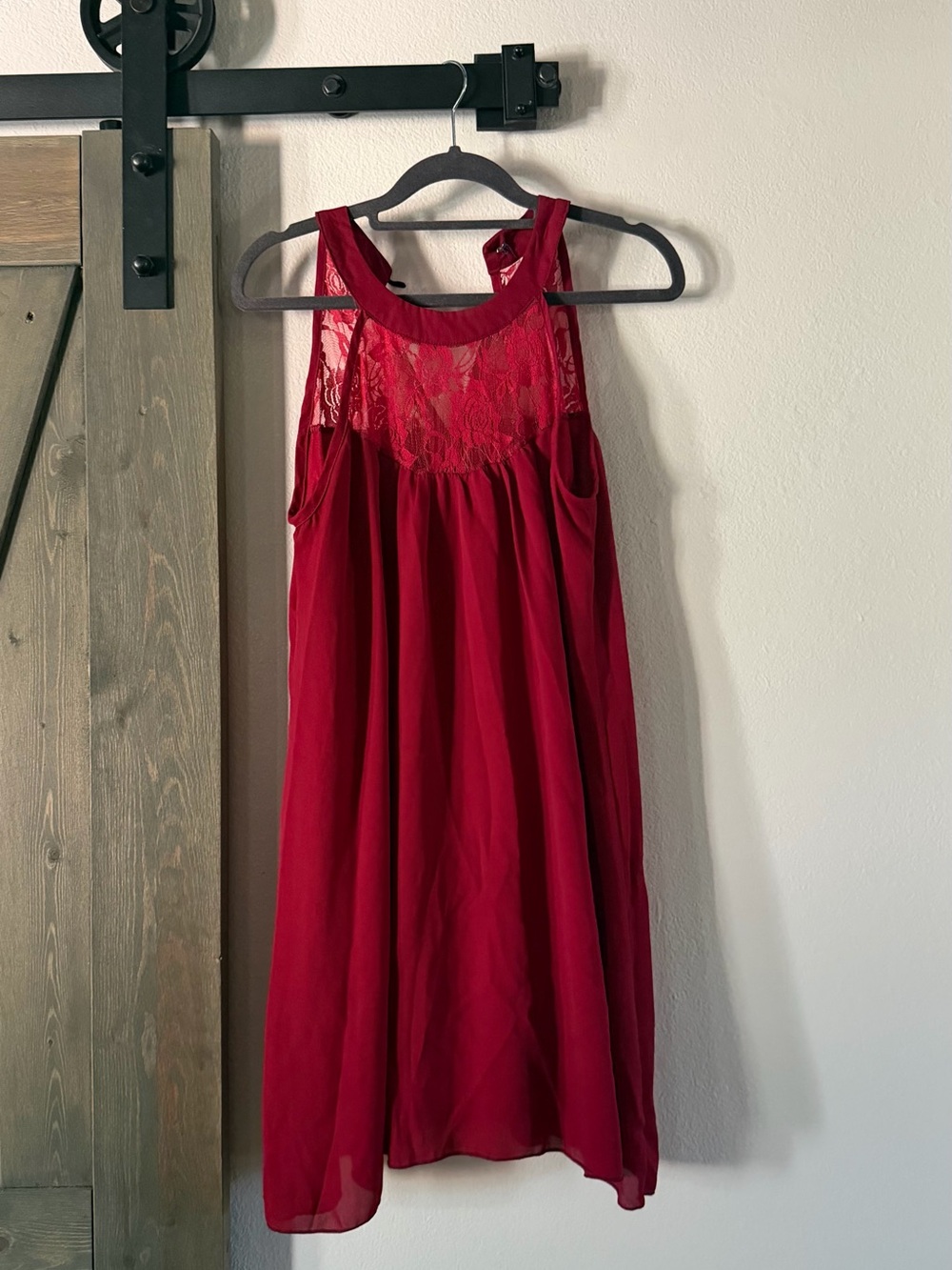 Red Lace Yoke Sleeveless Dress
